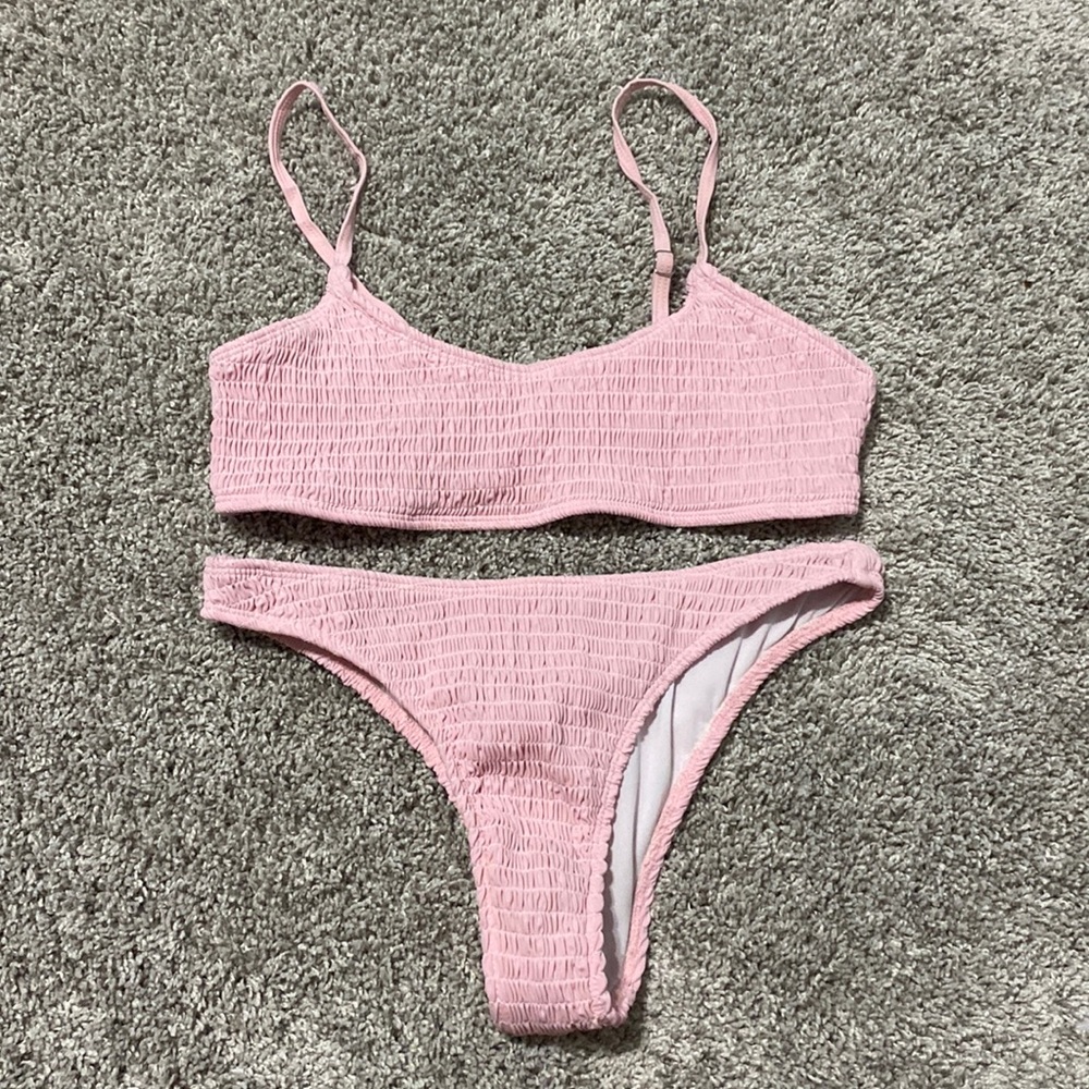 SHEIN Light Pink Ribbed Bikini. Top Size L. Bottom Size L